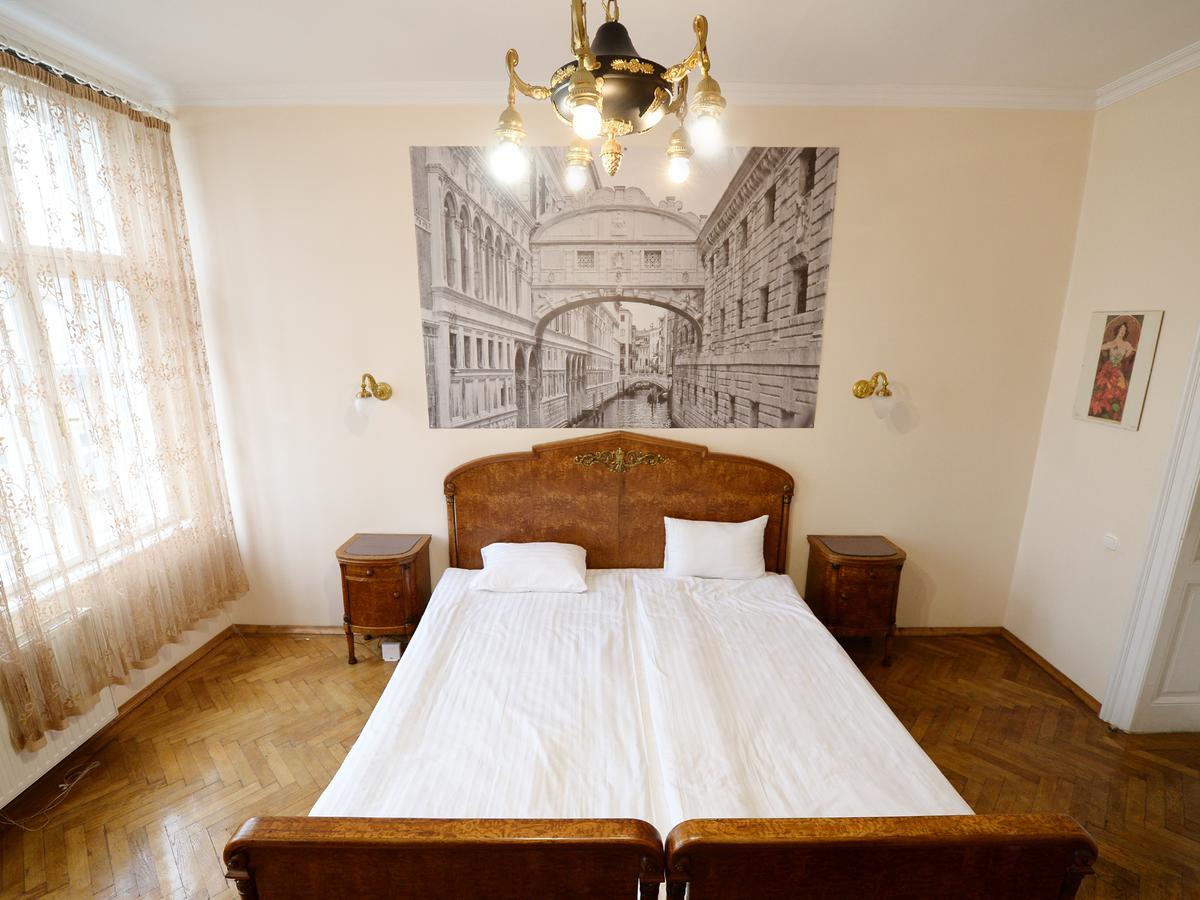 The Historical Family Nest In City Centre Λβιβ Εξωτερικό φωτογραφία